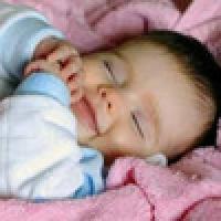 Спать рядом с ребенком или нет